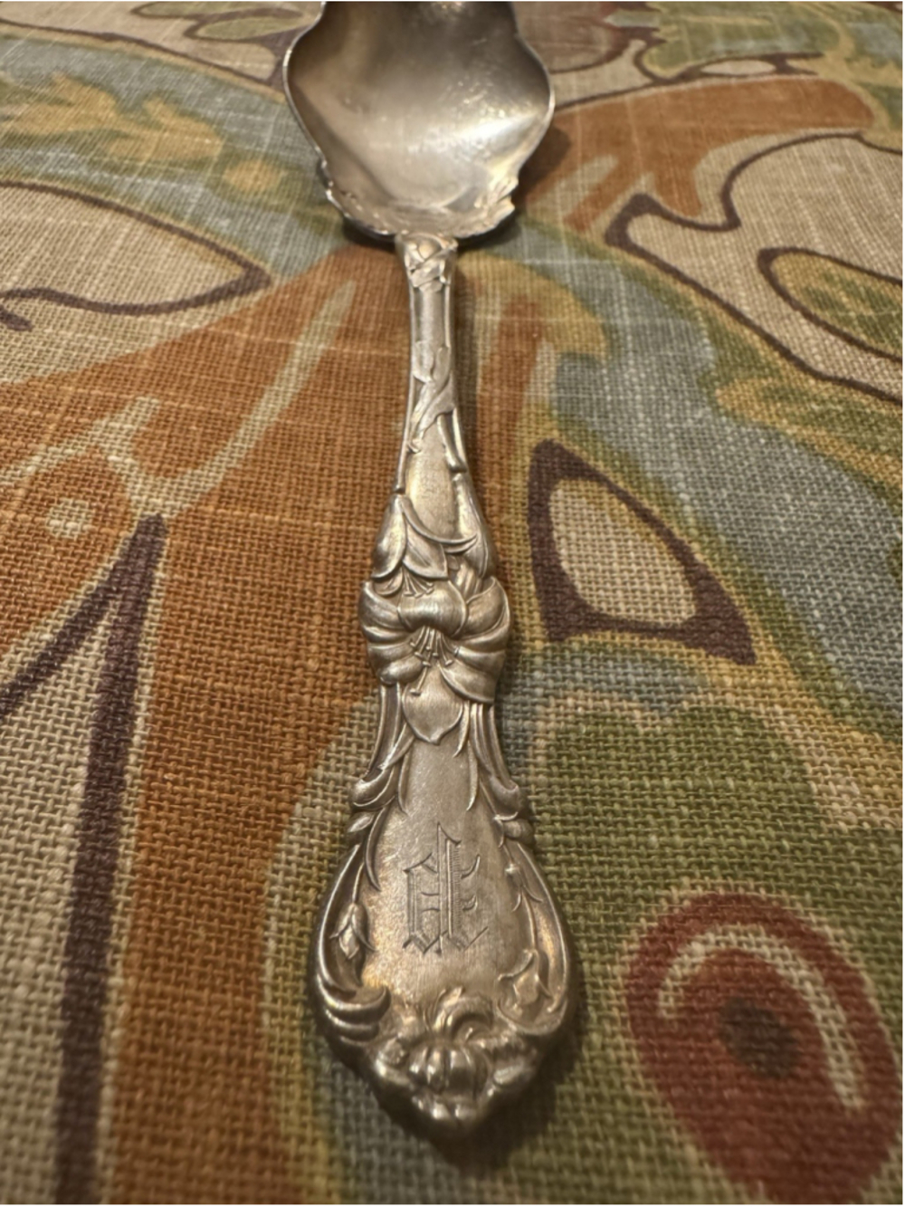 Antique 1835 R Wallace HIBISCUS Silverplate Sugar Shell Spoon P - Picture 3 of 5